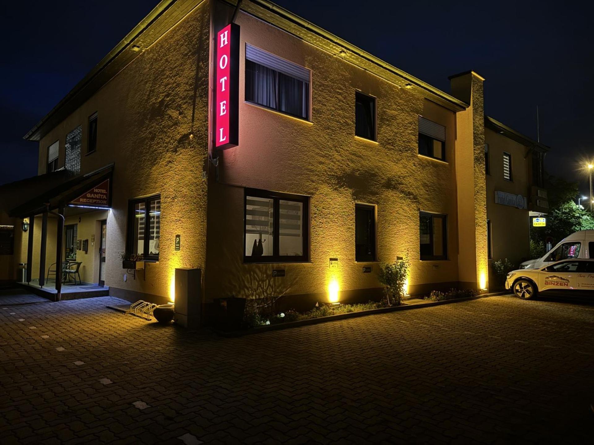 Hotel Ganita Вайль-на-Рейне Экстерьер фото