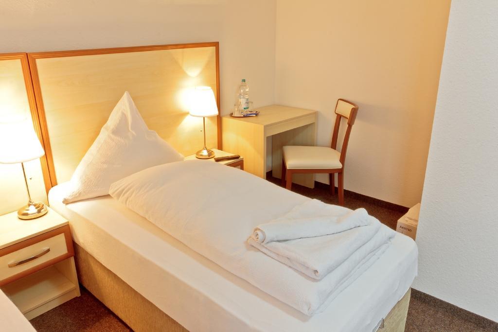 Hotel Ganita Вайль-на-Рейне Номер фото